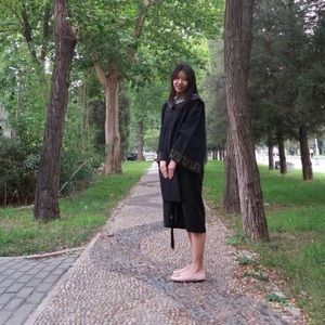 Meet your Posher, Sapphire